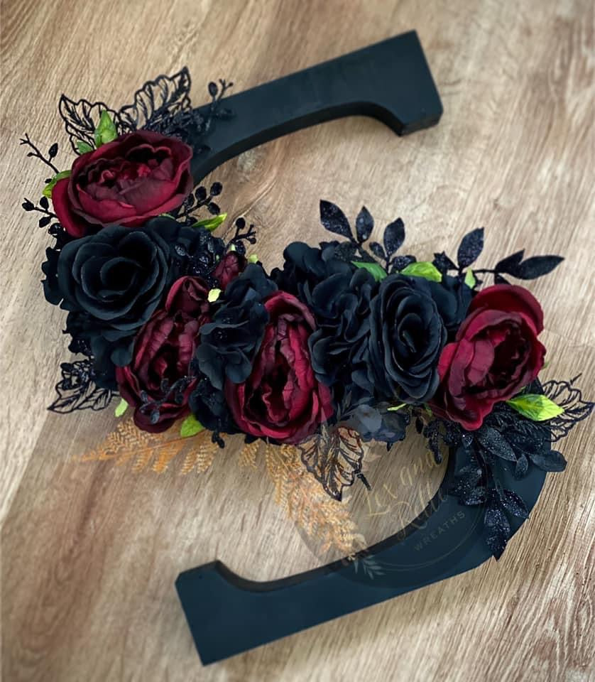 Custom S Black & Red Theme