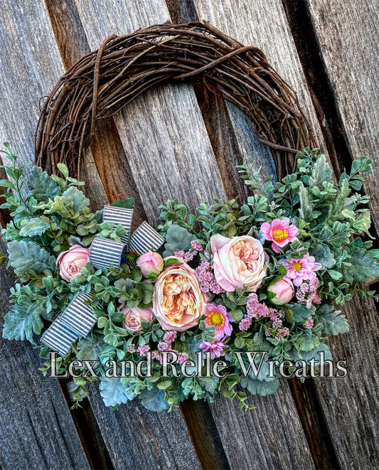 Paola Pink Cabbage Roses & Boxwood Dusty Miller